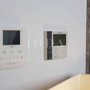 Luksuzna kuća u 1. redu do mora