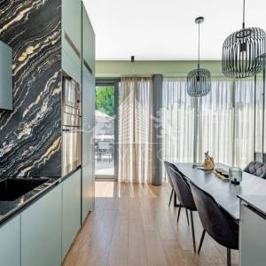 Luksuzna moderna kuća s bazenom i pogledom na more – Vrsi