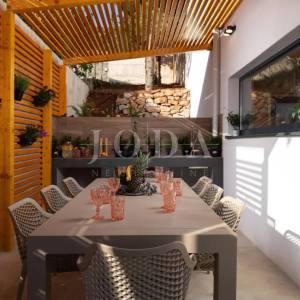 Luksuzna vila s panoramskim pogledom na more