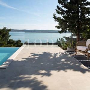 Luksuzna vila s panoramskim pogledom na more