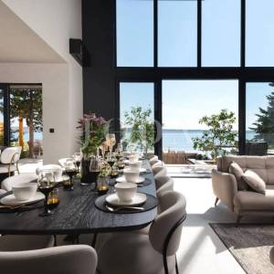 Luksuzna vila s panoramskim pogledom na more