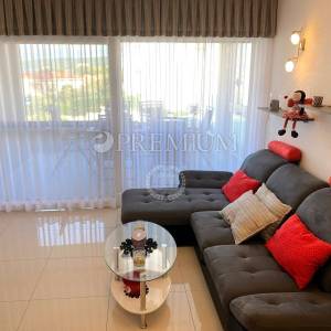 Malinska – apartman s dvije jedinice i okućnicom, blizu mora