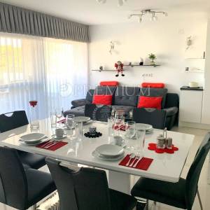 Malinska – apartman s dvije jedinice i okućnicom, blizu mora