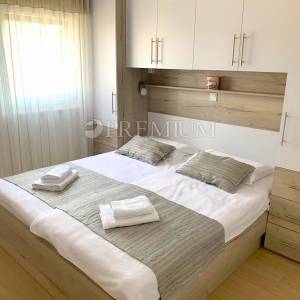 Malinska – apartman s dvije jedinice i okućnicom, blizu mora