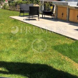 Malinska – apartman s dvije jedinice i okućnicom, blizu mora