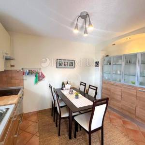 Malinska, apartman s pogledom na more na prodaju!