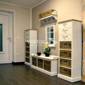 Malinska, Porat, dvije dvojne kamene kuće s bazenom