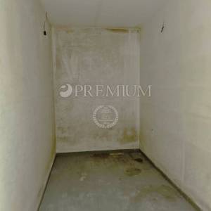 Malinska, prodaja poslovnog objekta u centru!