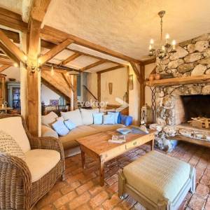 Malinska, rustikalna kuća s bazenom i pogledom na more