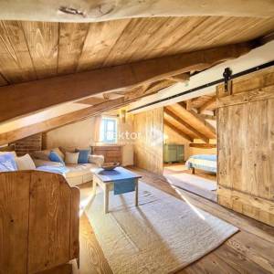 Malinska, rustikalna kuća s bazenom i pogledom na more