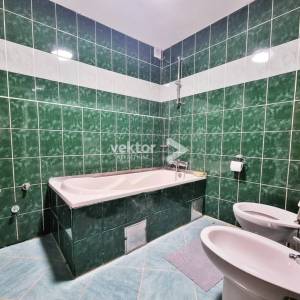 Marinići, uredan 3-soban s dnevnim boravkom