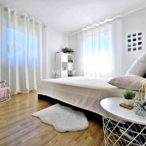 Martinkovac, samostojeća kuća s dva stana na odličnoj lokaciji 