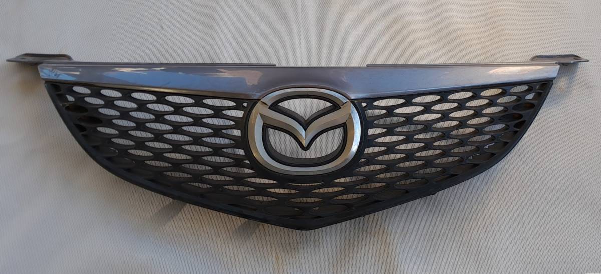 MAZDA 3 - MASKA (rešetka) HLADNJAKA
