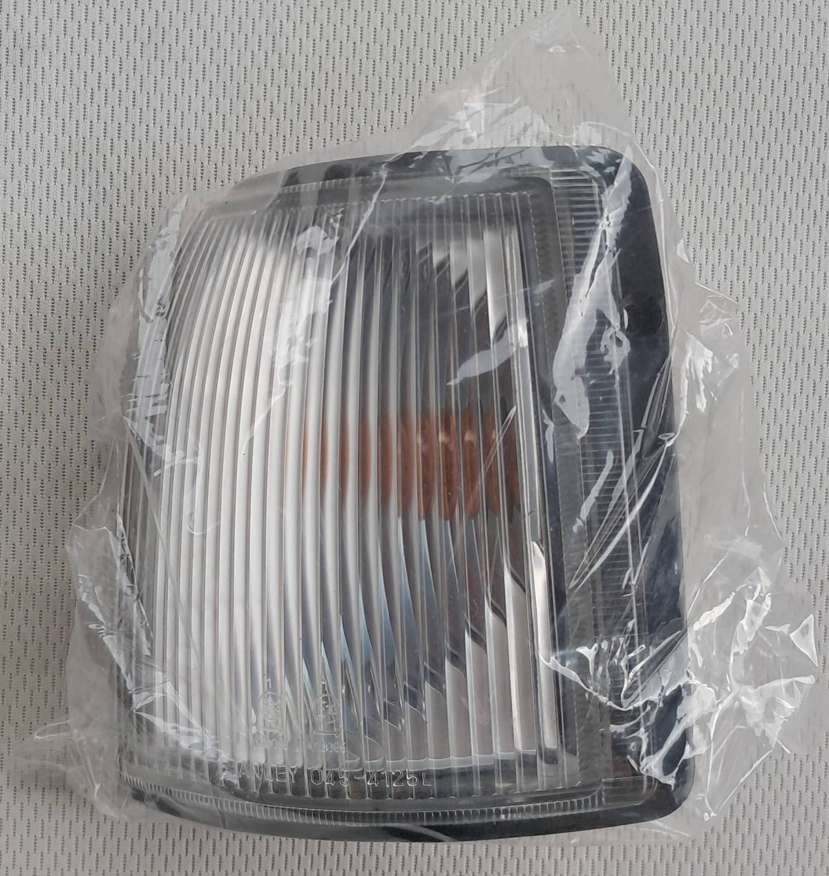 MAZDA B2200/2500 - Lijevi bočni žmigavac NOVO!!!