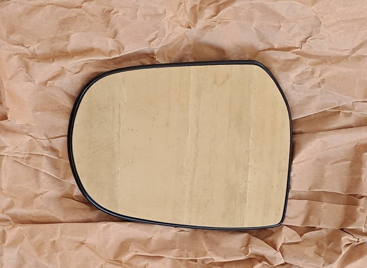 MAZDA TRIBUTE (EP) - Staklo sa nosačem za desni retrovizor