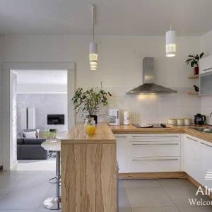 Medulin samostojeća sa bazenom.