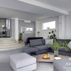 Medulin samostojeća sa bazenom.