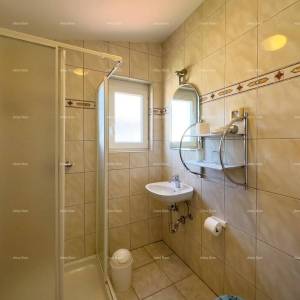 MEDULIN!  Studio apartmen na drugom katu etažirane zgrade.