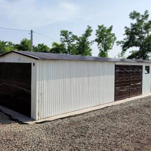 Metalna garaža 3,5x12m – bijela/tamnosmeđa
