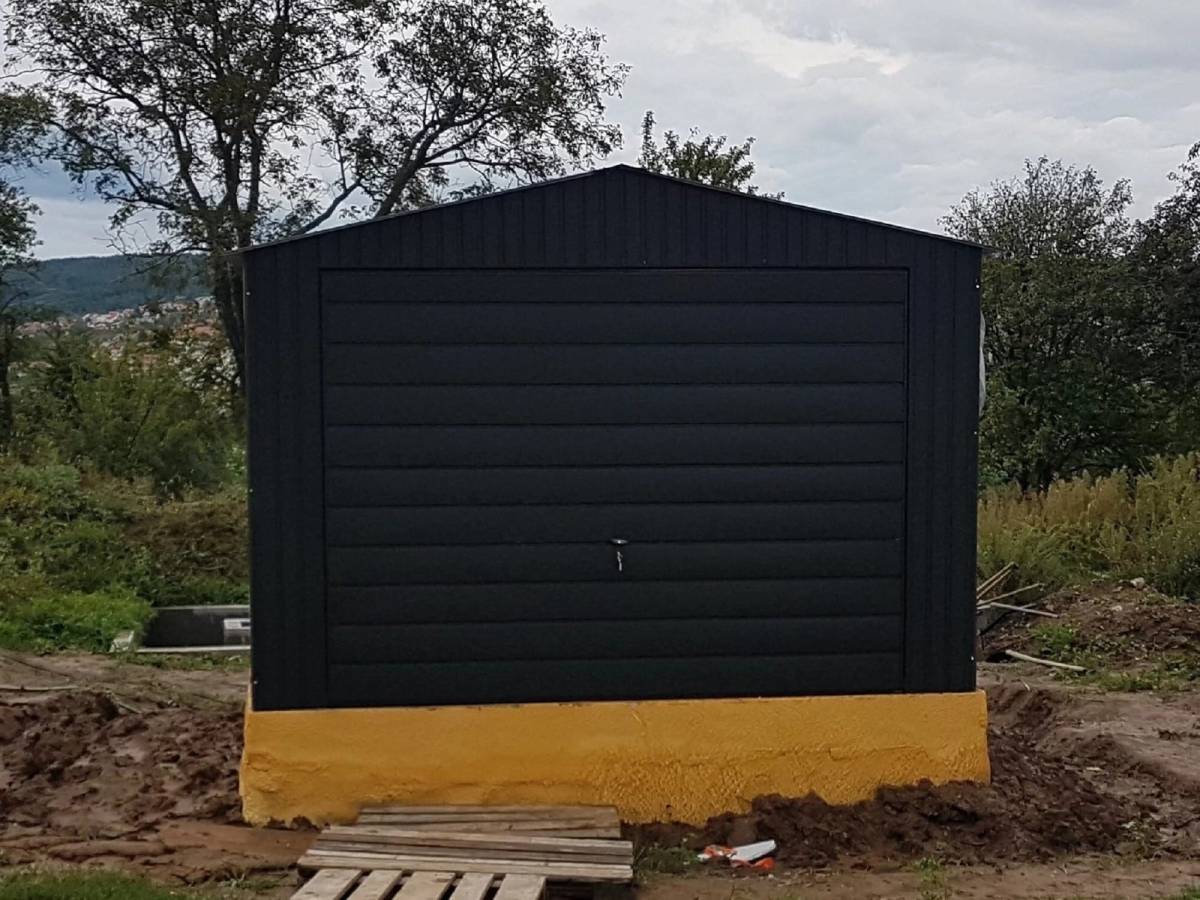 Metalna garaža 3,5x5m -crna mat