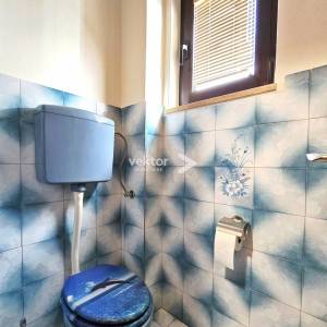 Mlaka, stan s velikom terasom i pogledom na more