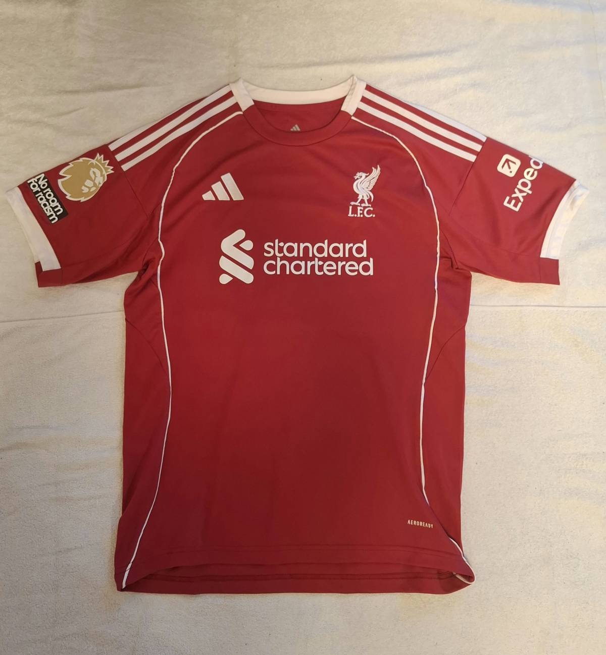 Mo Salah Liverpool 25/26 L domaci dres
