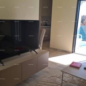 Moderan apartman u bloku F, s dva parkirna mjesta i spremištem, u blizini Umaga!F2