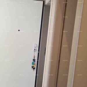 Moderan apartman u bloku E, s parkirnim mjestom i spremištem blizina Umaga!