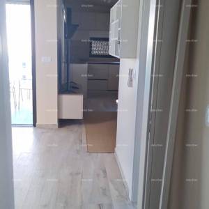 Moderan apartman u bloku E s parkirnim mjestom i spremištem, u blizini Umaga!