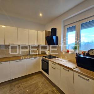 Moderan i renoviran stan 57,26 m2, centar Šestanovca