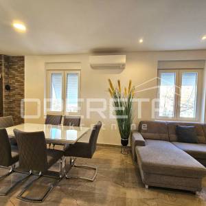 Moderan i renoviran stan 57,26 m2, centar Šestanovca