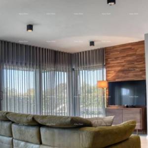 MODERNA LUKSUZNA VILA S BAZENOM 500 m DO MORA