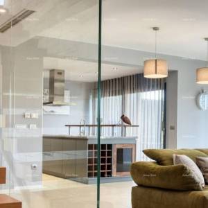 MODERNA LUKSUZNA VILA S BAZENOM 500 m DO MORA