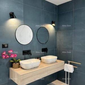 Moderna vila sa bazenom blizina Vodnjana.