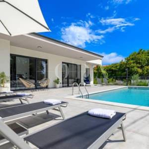 Moderna vila sa bazenom,KANFANAR okolica