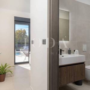 Moderna vila sa bazenom,KANFANAR okolica