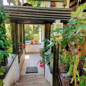 Moravice, uređena i namještena kuća