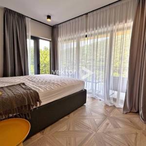 Mošćenička Draga, moderna kuća s bazenom, novogradnja