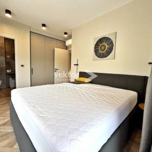 Mošćenička Draga, moderna kuća s bazenom, novogradnja