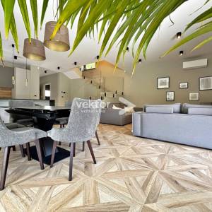 Mošćenička Draga, moderna kuća s bazenom, novogradnja