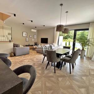 Mošćenička Draga, moderna kuća s bazenom, novogradnja