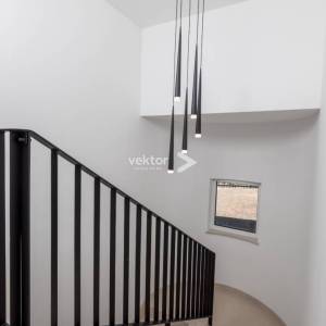 Mošćenička Draga, šarmantna mediteranska kuća s bazenom