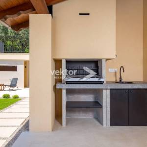 Mošćenička Draga, šarmantna mediteranska kuća s bazenom