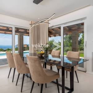 Mošćenička Draga, šarmantna mediteranska kuća s bazenom