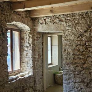 Na prodaju autentična istarska kamena kuća u blizini Brtonigle.