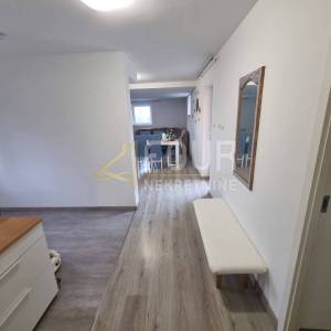 Najam, Kastav, 100m2, etaža, 3s+db, stan za radnike