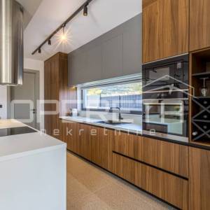 Najam, Kuća, Kaštel Stari, Kaštel Stari, Samostojeća, 260m2