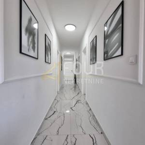 Najam, Opatija, luksuzan stan, 86.49m2, 2s+db, pogled na more