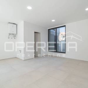 Najam, Poslovna zgrada, Umag, Umag, 112m2