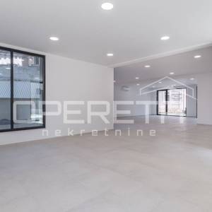 Najam, Poslovna zgrada, Umag, Umag, 112m2